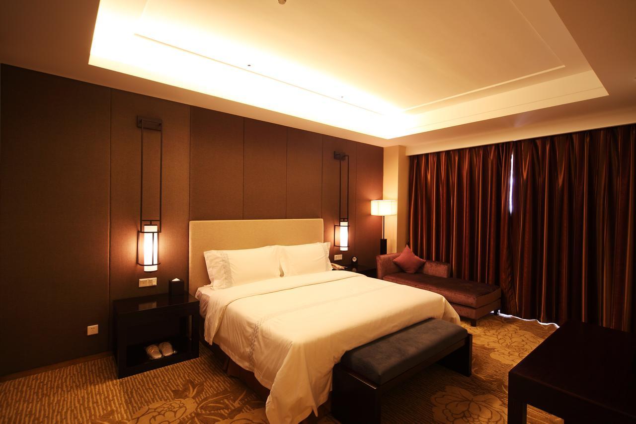 Shenglong Jianguo Hotel Haiyang Exterior photo
