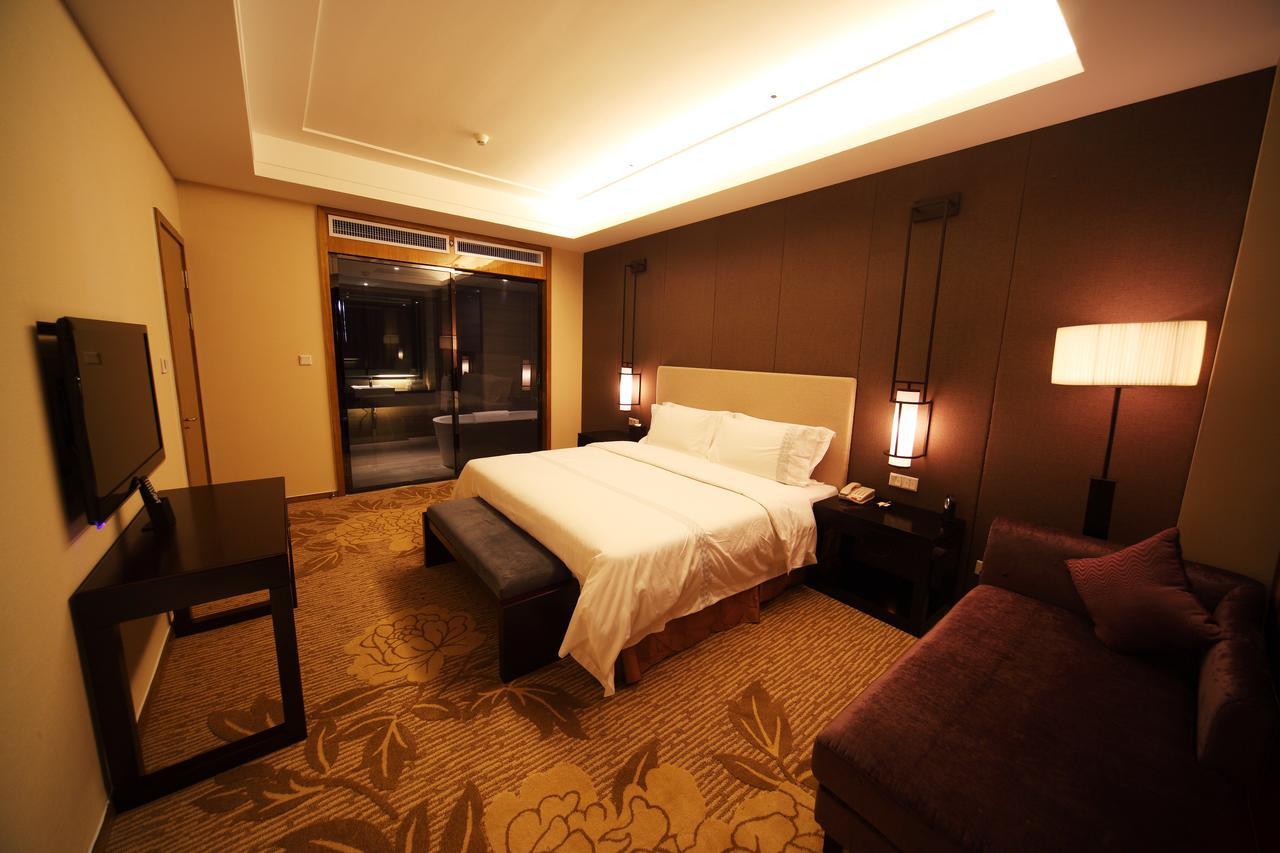 Shenglong Jianguo Hotel Haiyang Exterior photo